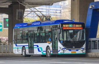 济南公交：人民至上相伴相行，砥砺奋进再启新程