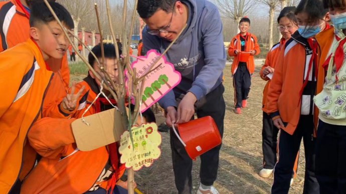 果然视频|“青年张桂梅”于朋燕：陪黄河滩区孩子走过11个春秋