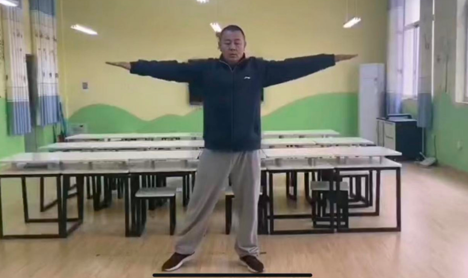 我们的2022｜侯晓明：谁说体育老师当不了班主任