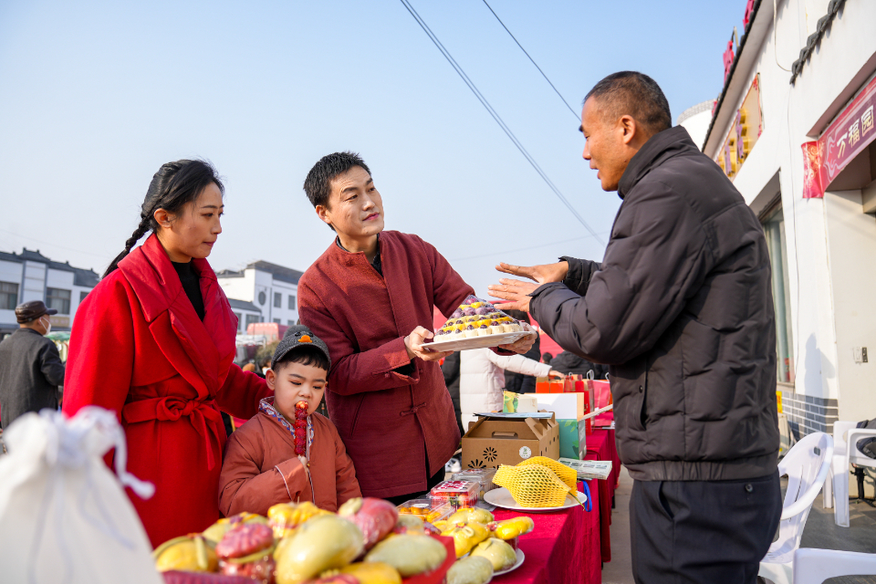 烟火气里氤氲着“文化味儿”，曲阜“黄河大集”很暖人心