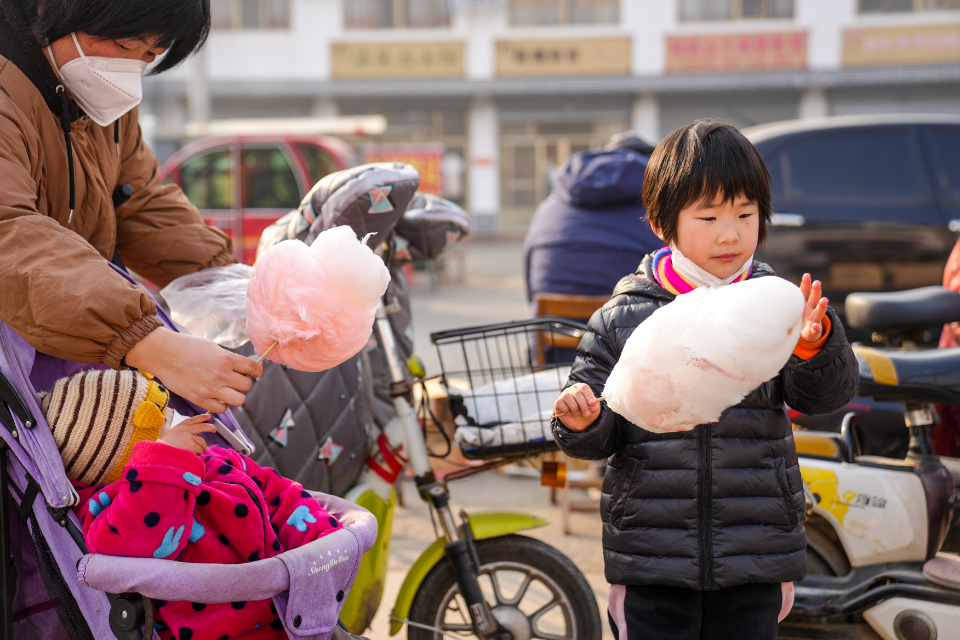 烟火气里氤氲着“文化味儿”，曲阜“黄河大集”很暖人心