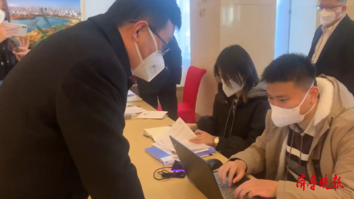 两会vlog｜熟悉的两会，日新月异的生活