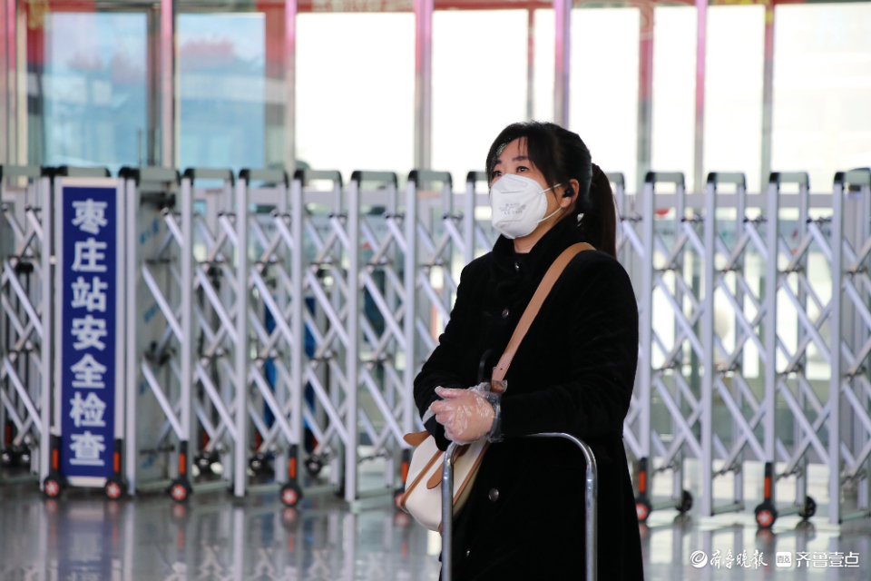 图集丨春运号角已吹响，高铁枣庄站里来往旅人思乡情浓