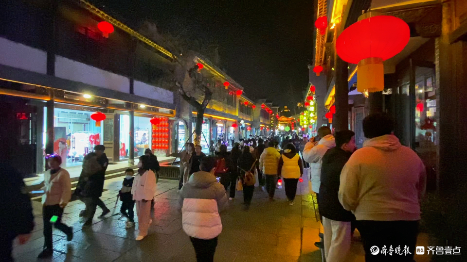 图集丨台儿庄古城免门票11天“吸客”43.4万人