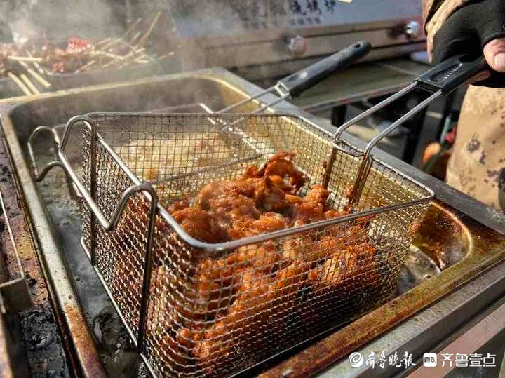黄河大集丨热气腾腾刚出炉！大集上的美食让人垂涎三尺