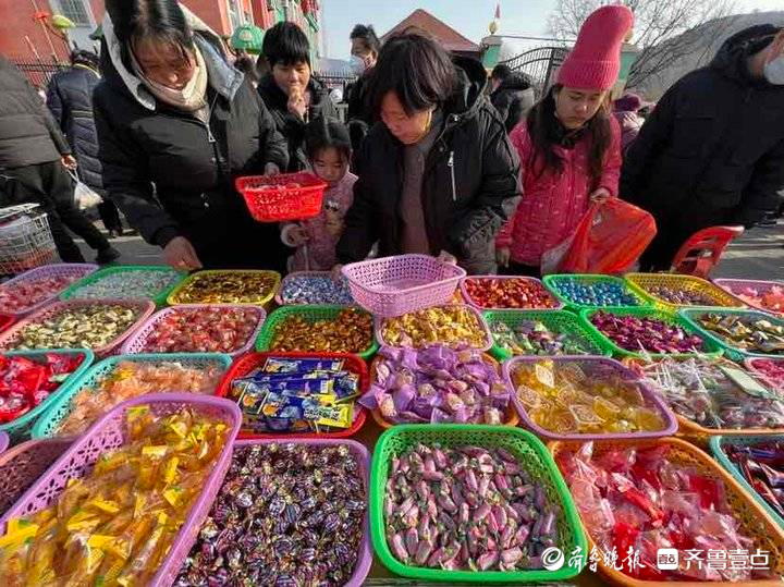 黄河大集丨过年就要甜蜜蜜！上百种糖果挑花眼