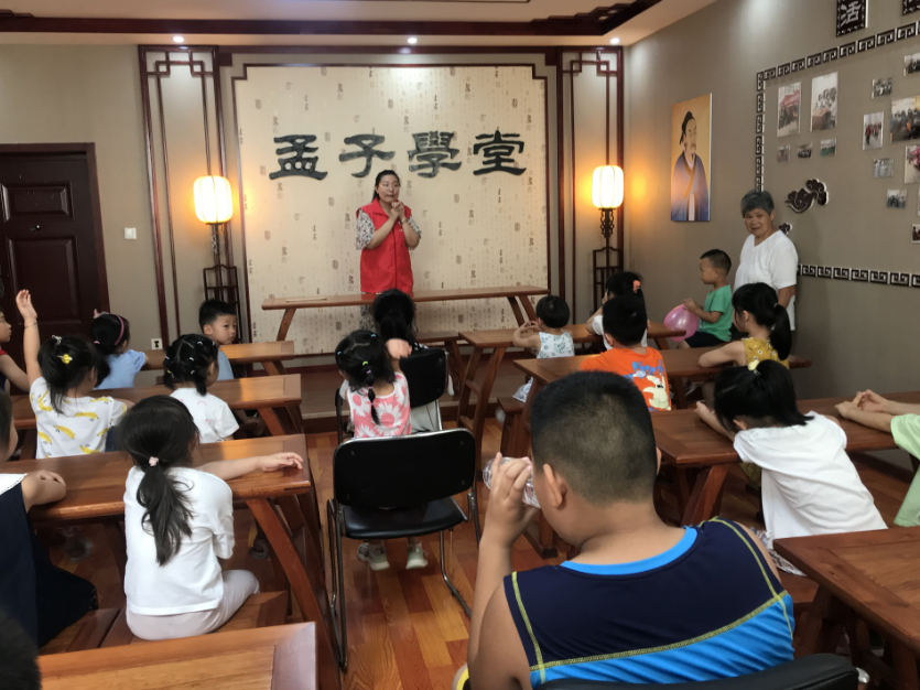 管得宽 • 睦邻里，红星社区坚持以德润人、以文化人