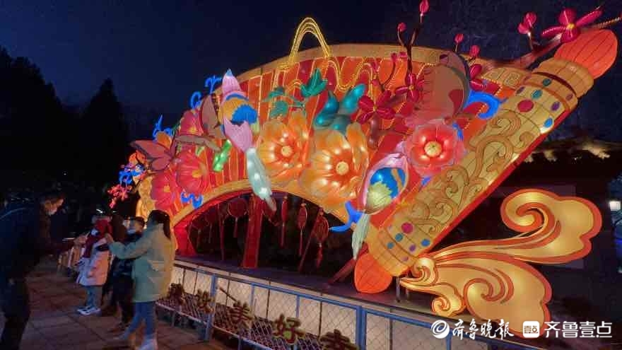 独家揭秘趵突泉花灯会：设计图修改了五六版，融入满满济南元素
