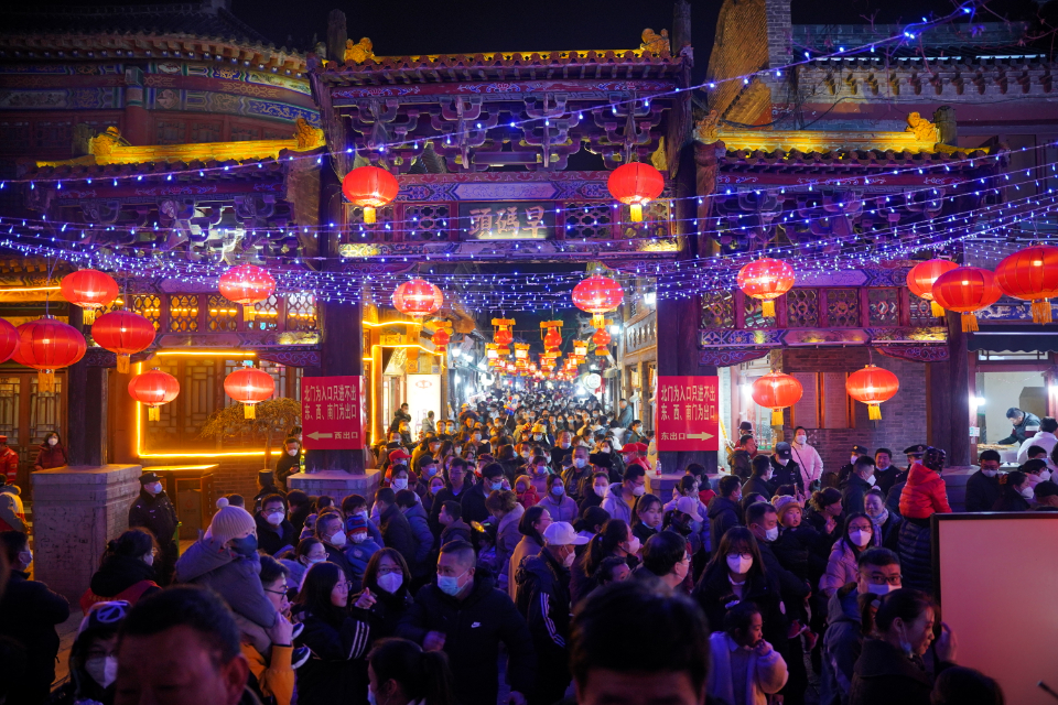 壹点图集丨客流超2万！千万盏花灯点亮周村古商城的夜