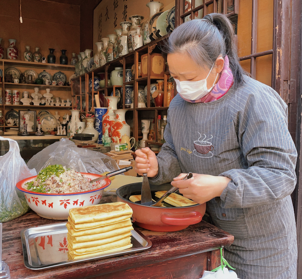 壹点图集 | 周村烧饼、糖画、烤地瓜……周村古商城满满烟火气