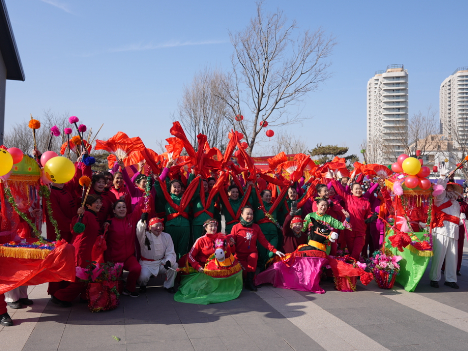 壹点图集丨舞龙、秧歌……淄博高新区民俗扮玩闹元宵