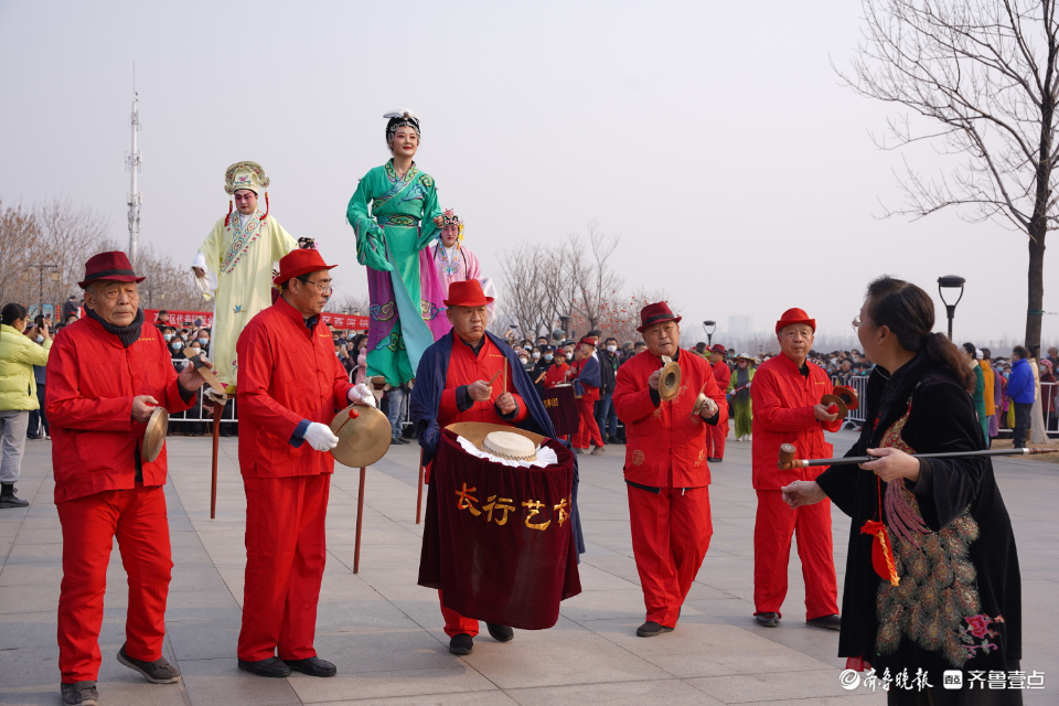 济南“酸妮儿”PK淄博“狐仙小姐姐”，你为谁打call？