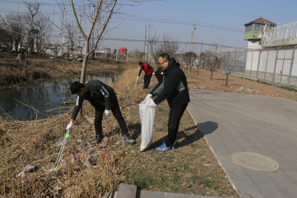 山东省湖西监狱：“在湖西 爱湖西” 传承雷锋精神