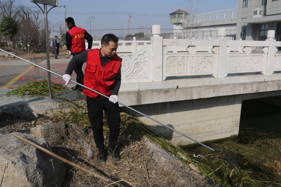 山东省湖西监狱：“在湖西 爱湖西” 传承雷锋精神