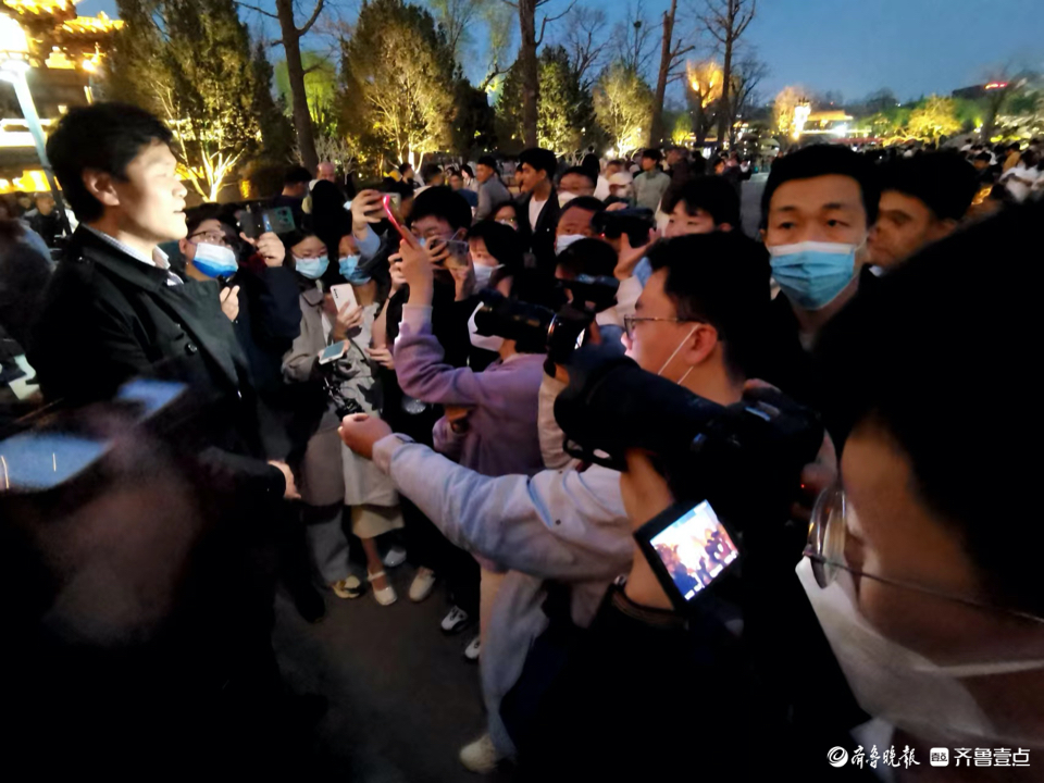 超然楼亮灯，仪式感满满