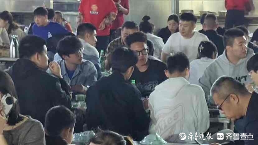 一支串带火一座城，淄博烧烤“出圈”给“串都”济南带来啥启示