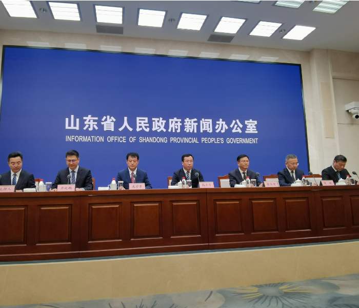 山东省政府新闻办定于2023年3月21日下午3:00举行新闻发布会，邀请山东省交通运输厅负责同志等介绍交通旅游融合发展情况。