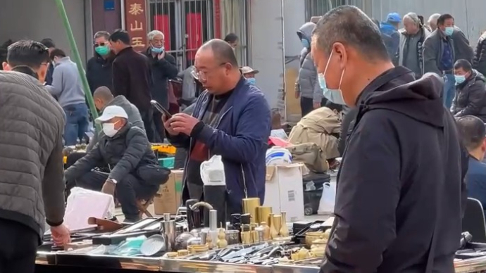 果然视频｜泰山文化广场，周六上午客流量爆满