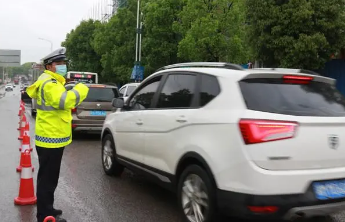 公安部发出清明节道路交通安全提示