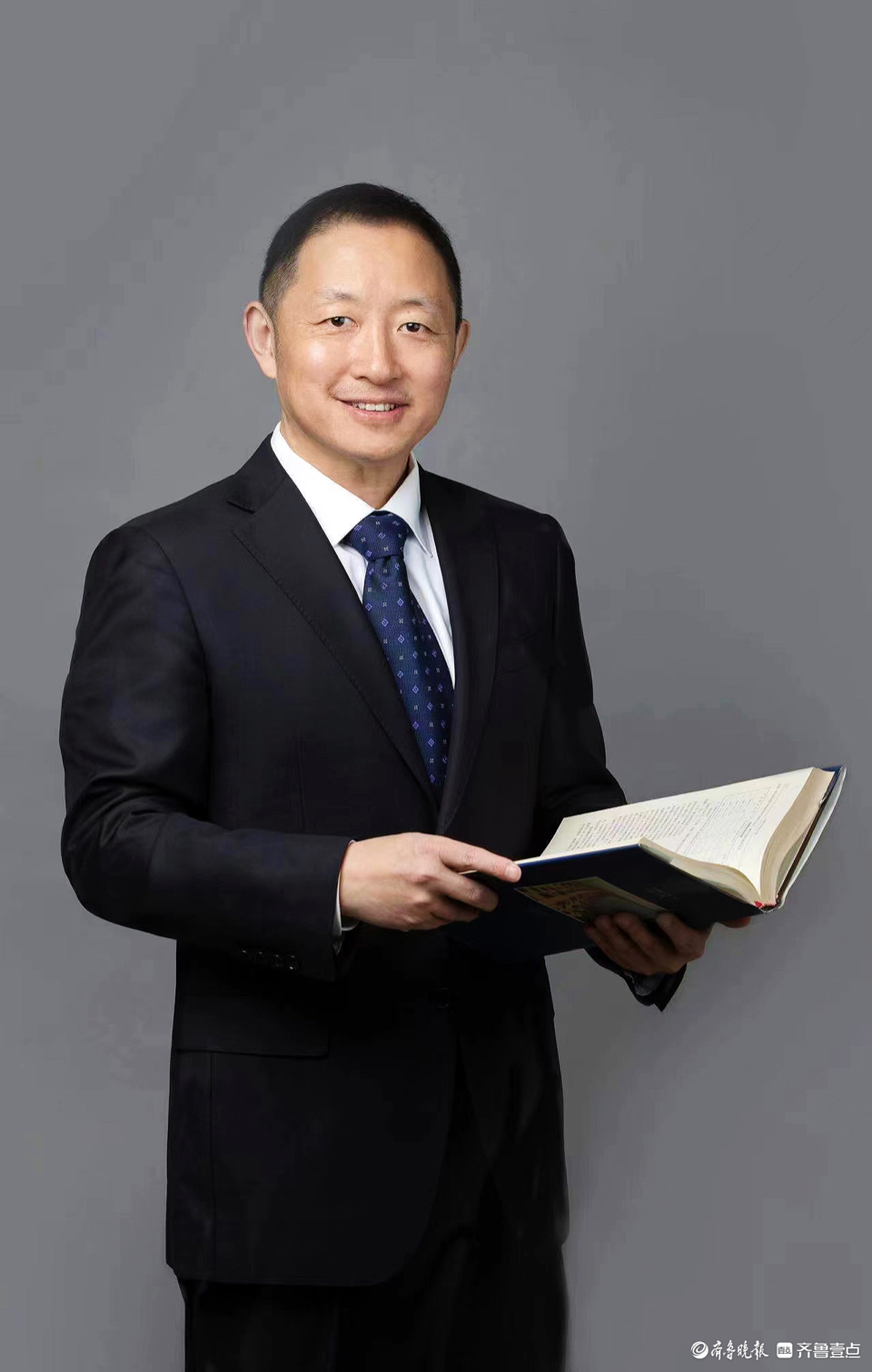 壹心为工|史宏达：逐梦蔚蓝三十载,甘为人梯育桃李