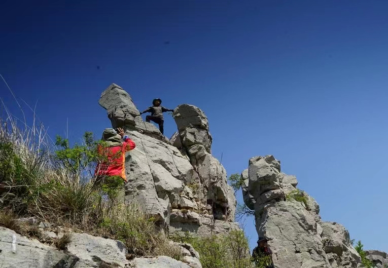 济南网红打卡地:章丘水龙洞村石人石马等着你-齐鲁晚报·齐鲁壹点