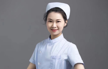 五莲县人民医院主管护师胡晓：“镜”心“镜”责，守护群众健康