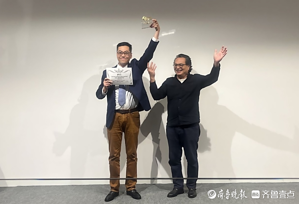 青岛科技大学原创动画片《橡胶小子》在法国戛纳获得最佳动画奖