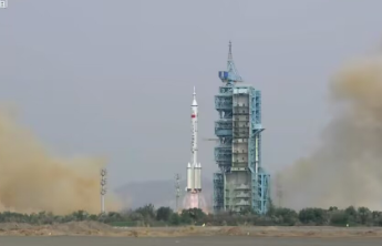 神舟十六号载人飞船点火发射