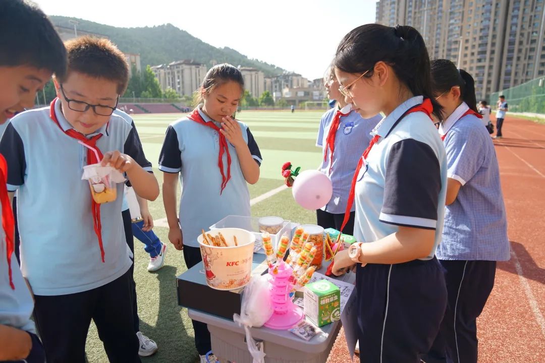 济南泉秀中学图片