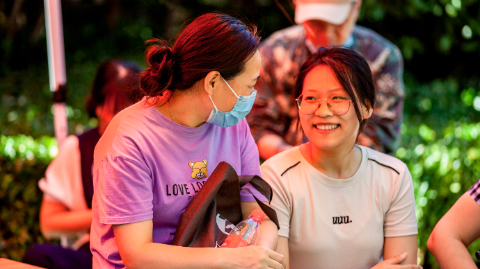 果然视频|姐姐考研成功，希望为弟弟高考增添好运