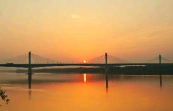 壹点日历6.12|努力拼搏，让雄心与智慧在六月闪光！中考加油