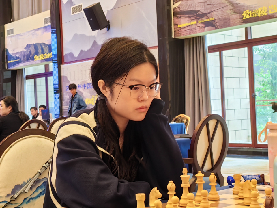 张潇张潇战胜赵雪胡聿对阵颜天琪(五)回到鲁杭大战的现场,赵骏的用时