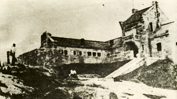 挚爱老泰城｜1936年1月，泰山上的日观峰气象台全貌