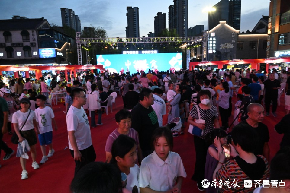 2023齐鲁美食节在印象济南给市民留下济南美食印象