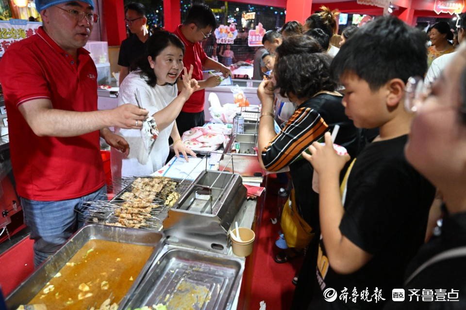 2023齐鲁美食节在印象济南给市民留下济南美食印象