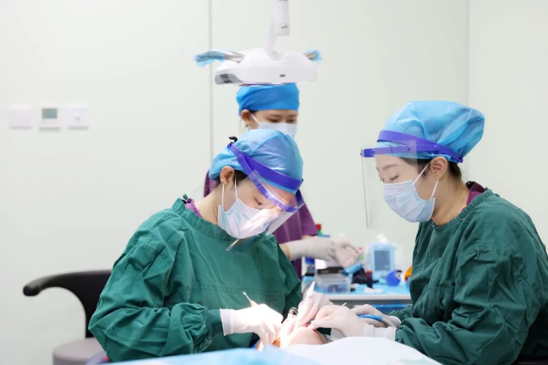 日照口腔医院王琦：为牙齿健康打造稳固的“基石”