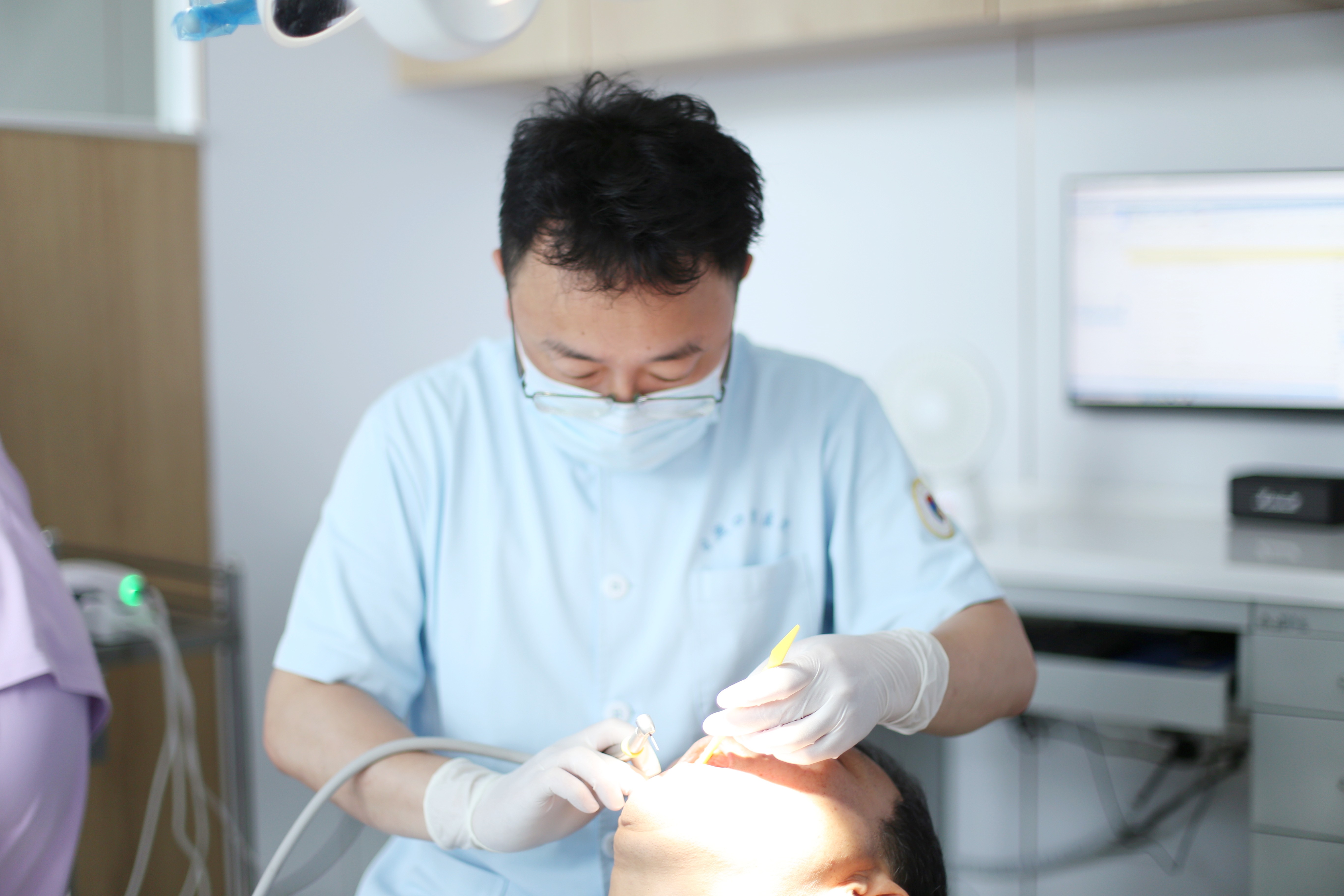 日照口腔医院刘健：用新技术呵护老年人的口腔幸福
