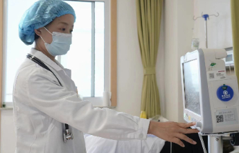 最美医生|“感控多面手”徐艳丽：持续发力，守好传染病防治之门