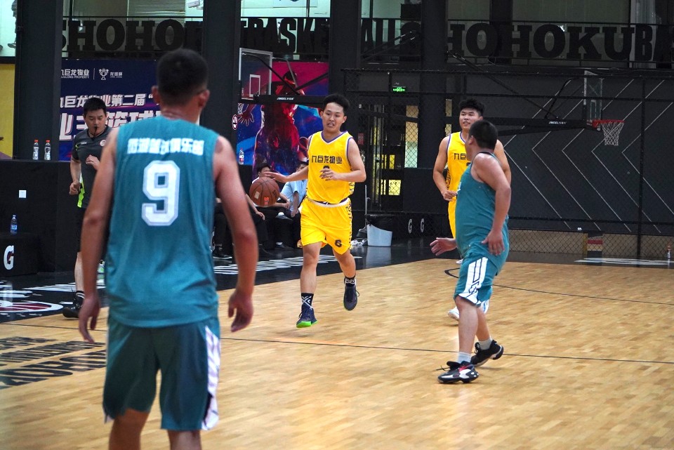 图集|九巨龙物业“龙城杯”业主篮球赛中部赛区小组赛第3场