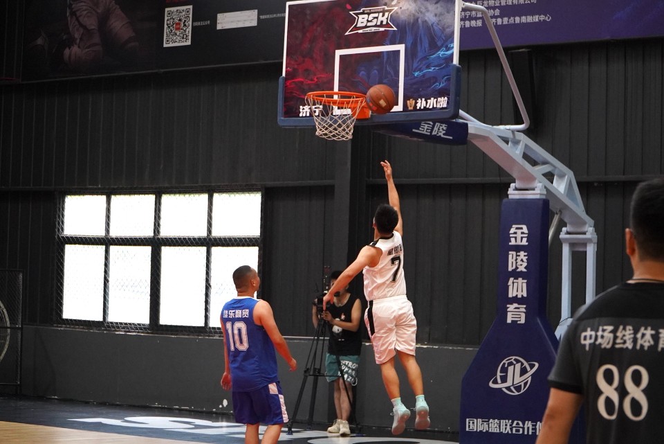 图集|九巨龙物业“龙城杯”业主篮球赛中部赛区小组赛第3场