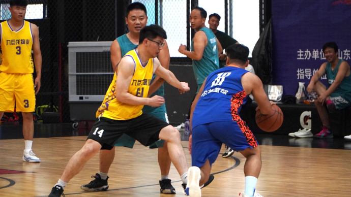 果然视频|九巨龙物业第二届“龙城杯”业主篮球联赛中部赛区3场
