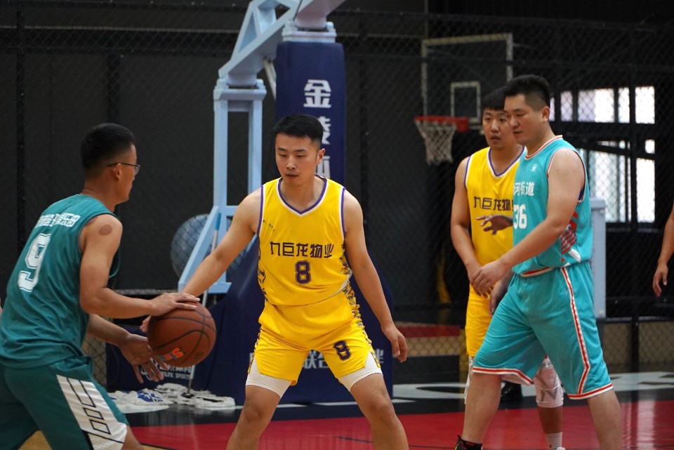 九巨龙物业第二届“龙城杯”业主篮球联赛中部赛区小组赛第3场