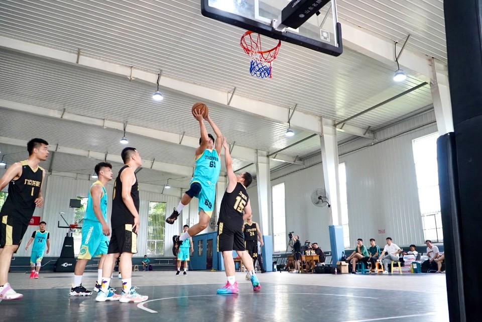图集||九巨龙物业“龙城杯”业主篮球赛西部赛区小组赛第3场