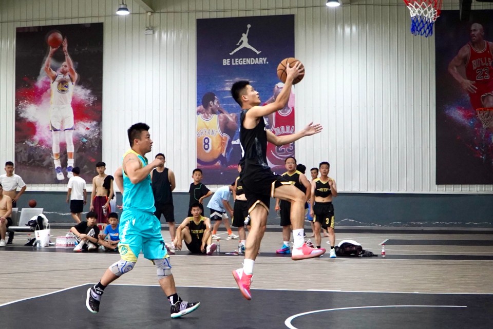 图集||九巨龙物业“龙城杯”业主篮球赛西部赛区小组赛第3场