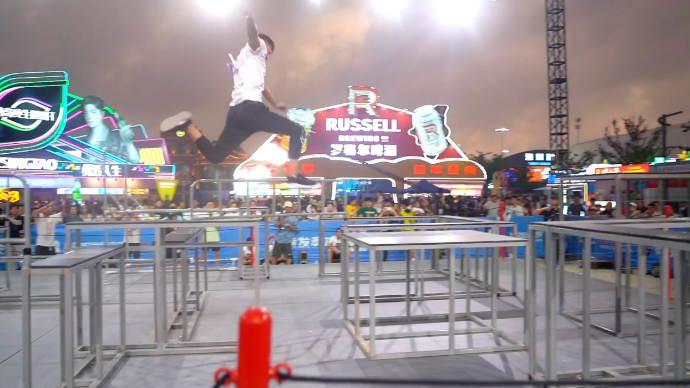 果然视频｜旋转跳跃！极限跑酷捕捉赛火热开赛