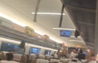 K1178滞留暴雨中的四个日夜