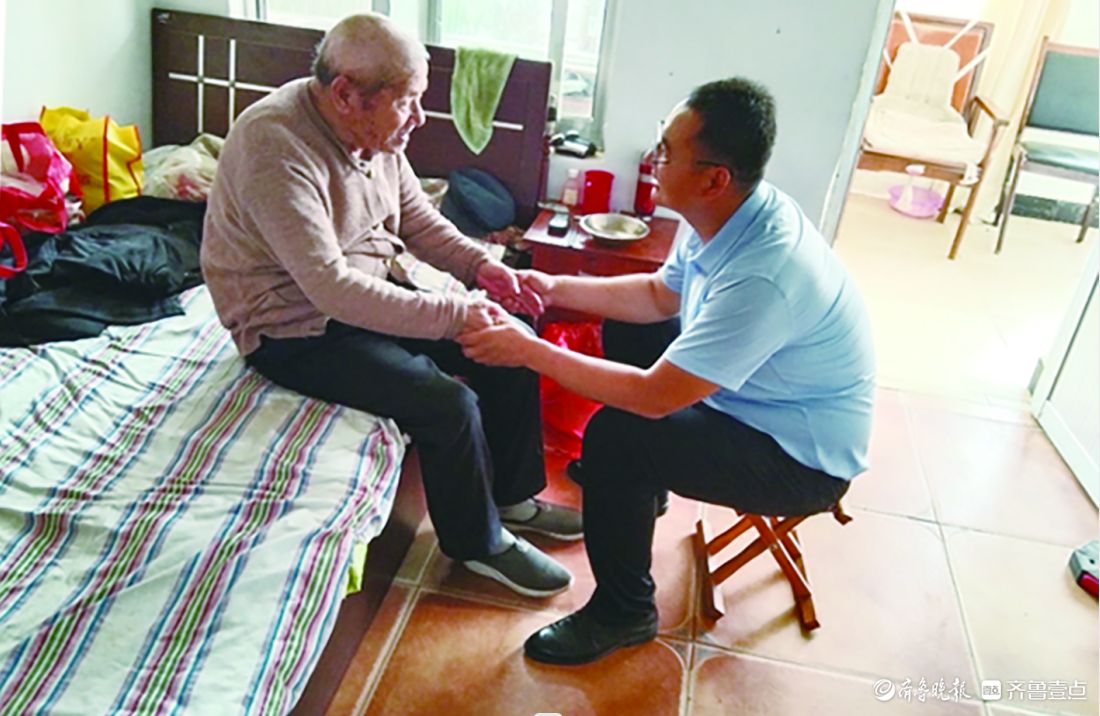 “山东好人”崔雷鸣：为流浪老人筑起温暖的“家”