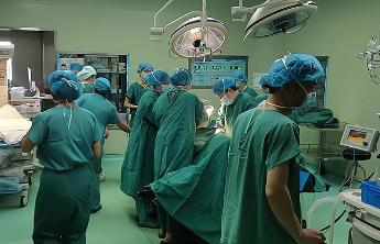 高危产妇遇双胎早产！德州市立医院多学科合作护母婴安康