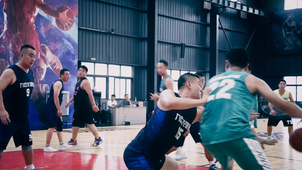 组图|九巨龙物业“龙城杯”业主篮球赛晋级小组赛第一场开赛