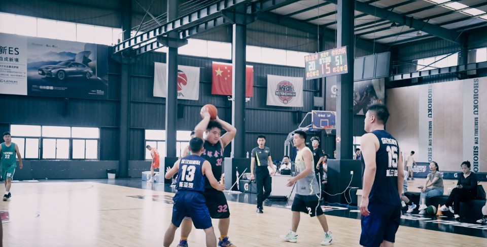 组图|九巨龙物业“龙城杯”业主篮球赛晋级小组赛第一场开赛